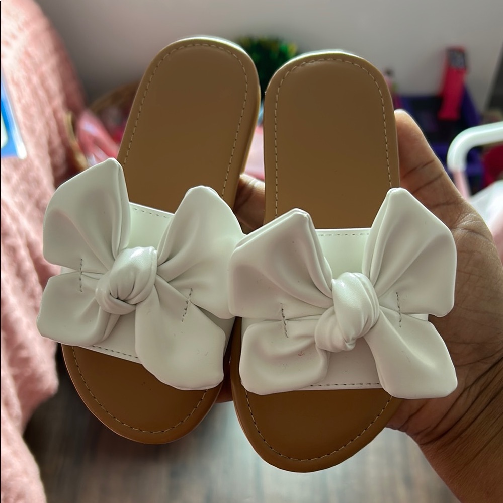 SHEIN White Bow Kids Sandals w/ Box